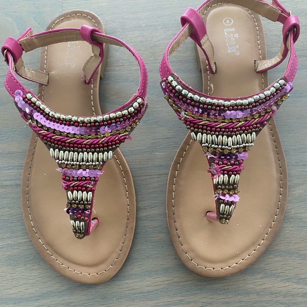 Girls’s Embellished Pink Sandals